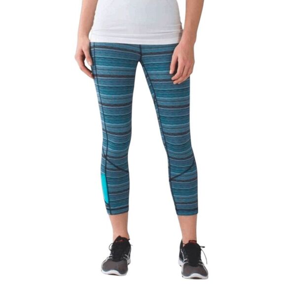 LULULEMON ATHLETICA Pace Rival Crop Size 10 - Picture 2 of 4